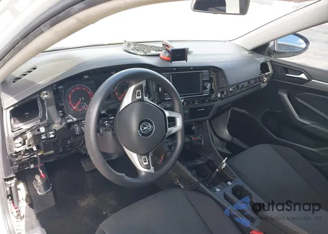 2019 Volkswagen Jetta 1.4T R-Line/1.4T S/1.4T Se z USA, uszkodzony, nr VIN 3VWCB7BU3KM167756